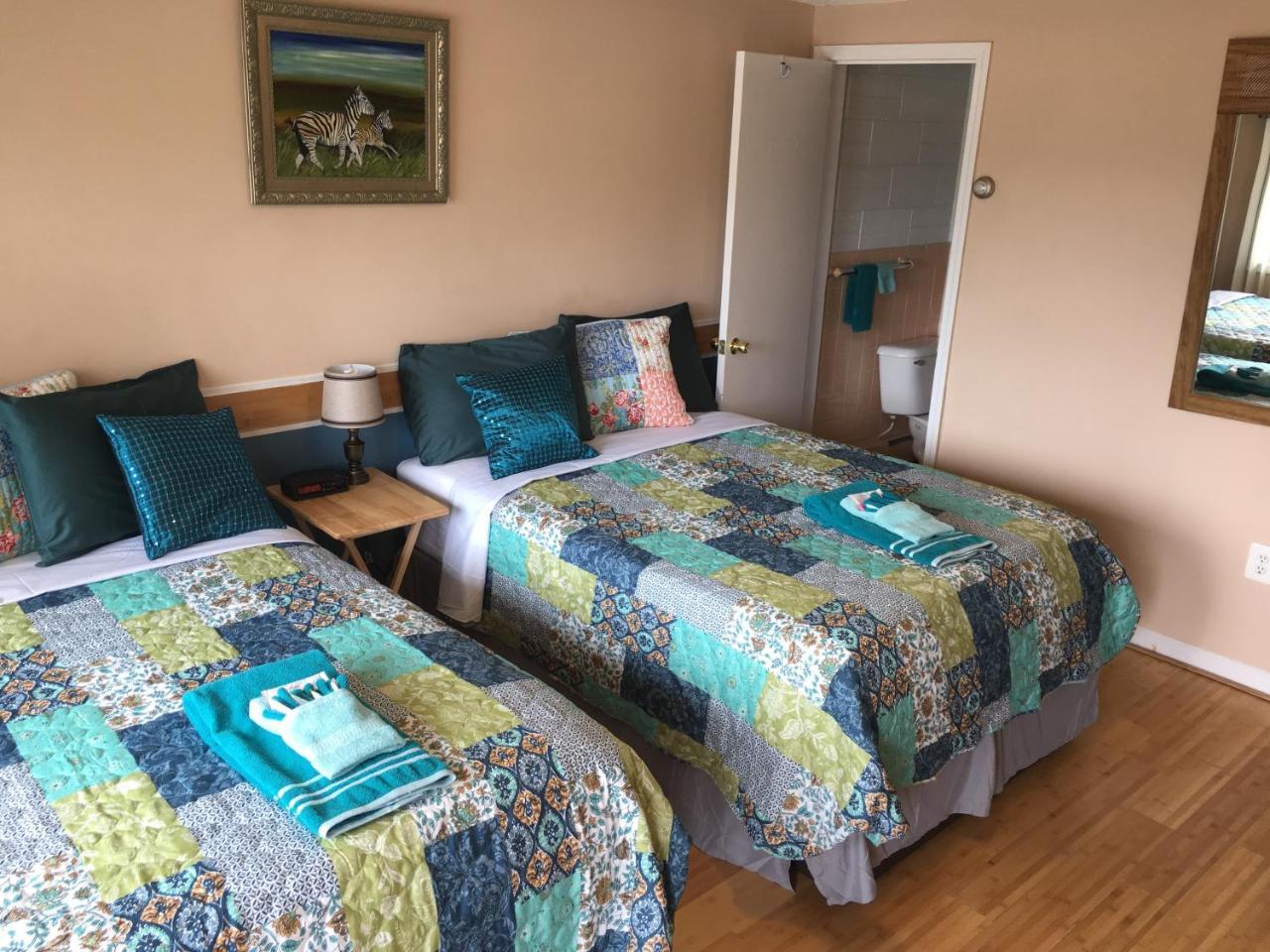 Big Bear Lodge Alpena Ngoại thất bức ảnh