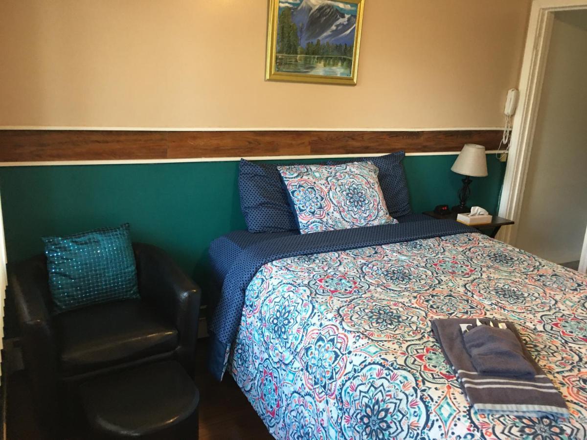 Big Bear Lodge Alpena Ngoại thất bức ảnh
