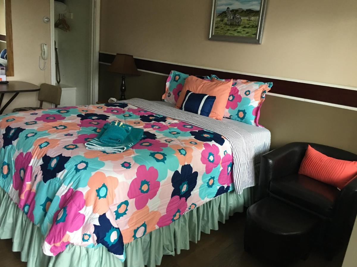 Big Bear Lodge Alpena Ngoại thất bức ảnh